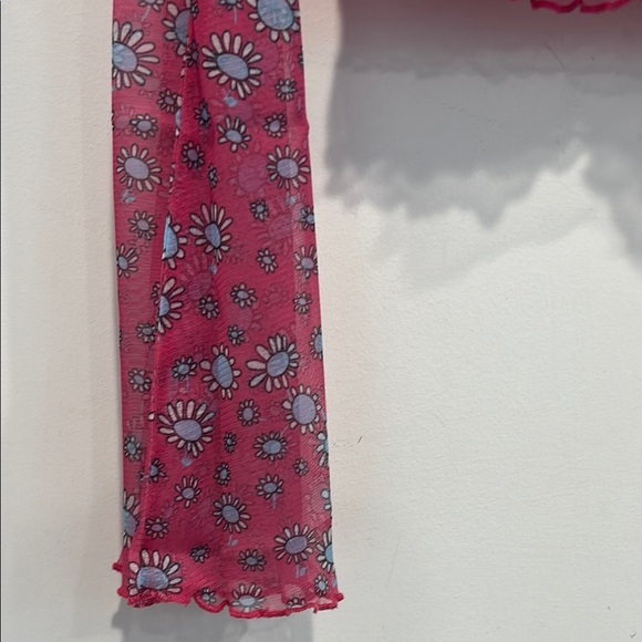 Delia‘s mesh Floral Pink Long Sleeve Crop Top large new w tags - Picture 4 of 7